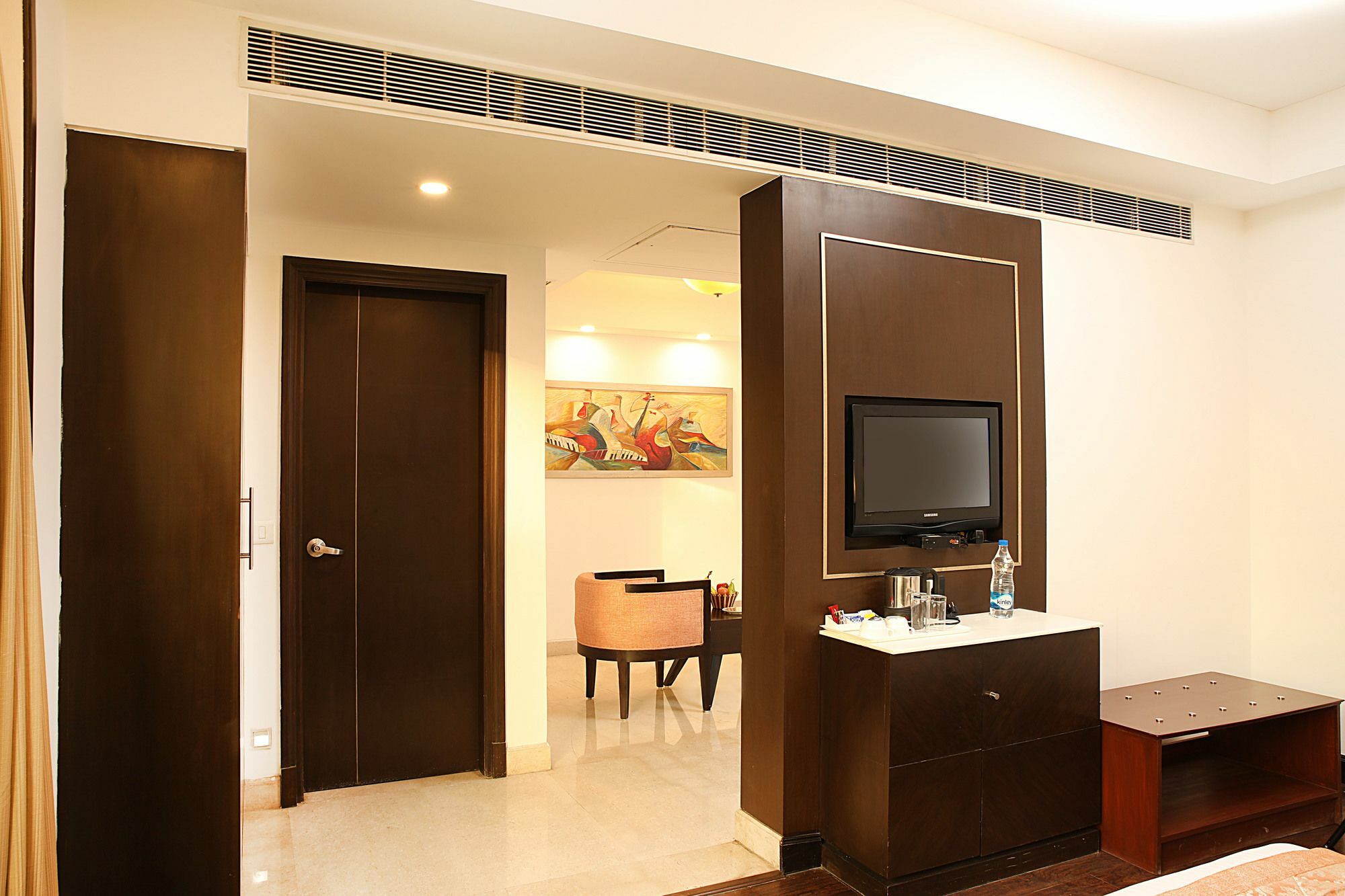 Inde Hotel Vista Woods Huda City Centre, Gurgaon Eksteriør billede